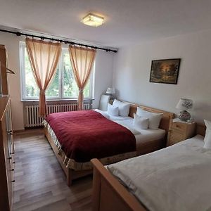 Dreibettzimmer